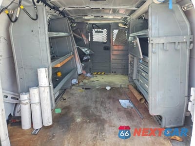 Zdjęcie 10 z 13 samochodu: 2022 CHEVROLET EXPRESS G2500 VIN:1GCWGAFP8N1282793 - miniatura