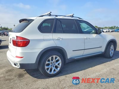 Trzecie zdjęcie samochodu z tyłu: 2012 BMW X5 XDRIVE35I VIN:5UXZV4C5XCL766455 - miniatura