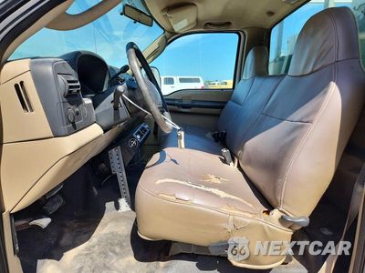 Zdjęcie 7 z 12 samochodu: 2006 FORD F350 SRW SUPER DUTY VIN:1FDSF30566EC11960 - miniatura