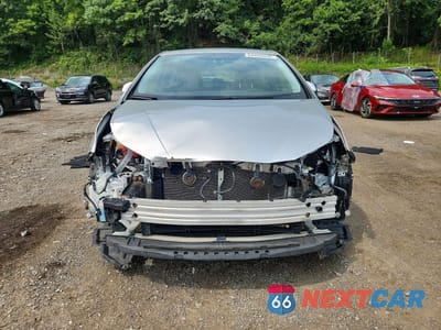 Piąte zdjęcie samochodu w środku: 2016 TOYOTA PRIUS TWO VIN:JTDKBRFU8G3002654 - miniatura