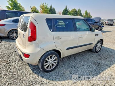 Trzecie zdjęcie samochodu z tyłu: 2013 KIA SOUL BASE VIN:KNDJT2A50D7773792 - miniatura