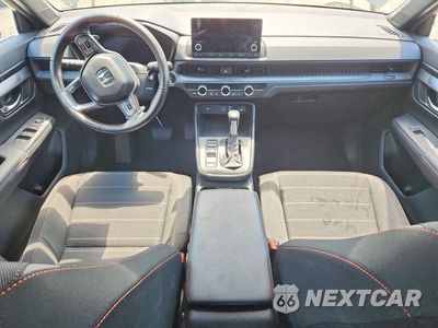 Zdjęcie 8 z 13 samochodu: 2025 HONDA CR-V SPORT VIN:5J6RS6H58SL025194 - miniatura