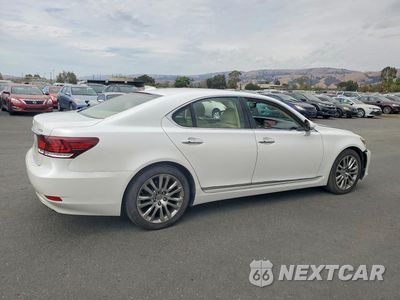 Trzecie zdjęcie samochodu z tyłu: 2016 LEXUS LS 460 VIN:JTHBL5EF1G5142587 - miniatura