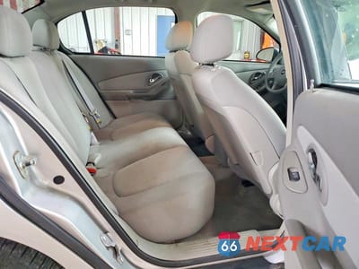 Zdjęcie 10 z 12 samochodu: 2004 CHEVROLET MALIBU VIN:1G1ZS52F44F226439 - miniatura