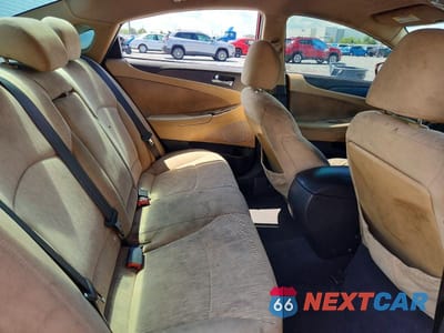 Zdjęcie 10 z 12 samochodu: 2011 HYUNDAI SONATA GLS VIN:5NPEB4AC6BH023871 - miniatura