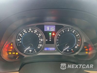 Zdjęcie 9 z 12 samochodu: 2006 LEXUS IS 250 VIN:JTHBK262065023196 - miniatura