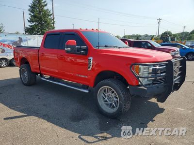 Czwarte zdjęcie samochodu z boku: 2017 FORD F250 SUPER DUTY VIN:1FT7W2BT4HEC16450 - miniatura