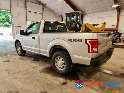 Drugie zdjęcie samochodu z przodu: 2016 FORD F150 VIN:1FTMF1E85GFA80827 - miniatura