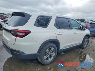 Trzecie zdjęcie samochodu z tyłu: 2025 HONDA PILOT EXL VIN:5FNYG2H46SB005614 - miniatura
