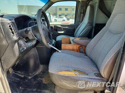 Zdjęcie 7 z 12 samochodu: 2004 CHEVROLET EXPRESS 2500 DELIVERY VAN VIN:1GCGG25V641202240 - miniatura