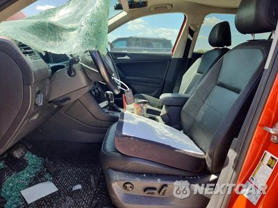 Zdjęcie 7 z 13 samochodu: 2019 VOLKSWAGEN TIGUAN SE VIN:3VV3B7AX1KM124128 - miniatura