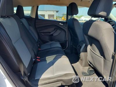 Zdjęcie 11 z 13 samochodu: 2017 FORD ESCAPE SE VIN:1FMCU9GD5HUC44760 - miniatura