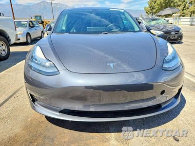 Zdjęcie 11 z 12 samochodu: 2018 TESLA MODEL 3 VIN:5YJ3E1EA0JF016398 - miniatura