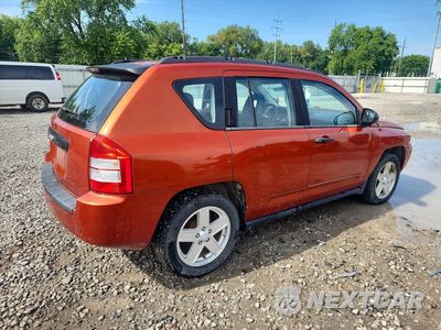 Trzecie zdjęcie samochodu z tyłu: 2009 JEEP COMPASS SPORT VIN:1J4FT47AX9D228546 - miniatura