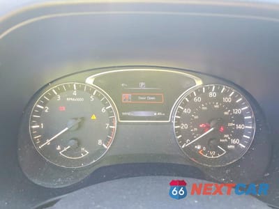Zdjęcie 9 z 13 samochodu: 2017 NISSAN PATHFINDER SV VIN:5N1DR2MN9HC664070 - miniatura