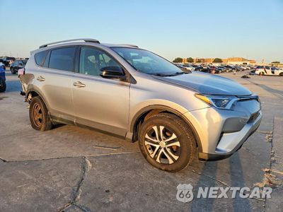 Czwarte zdjęcie samochodu z boku: 2018 TOYOTA RAV4 LE VIN:2T3ZFREV8JW441628 - miniatura