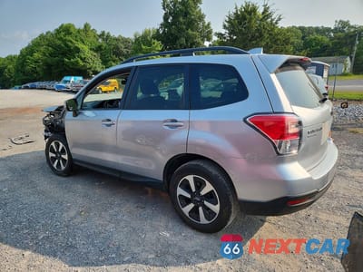 Drugie zdjęcie samochodu z przodu: 2018 SUBARU FORESTER 2.5I PREMIUM VIN:JF2SJADC9JH493990 - miniatura