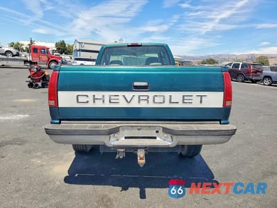 Zdjęcie 6 z 12 samochodu: 1997 CHEVROLET GMT-400 C2500 VIN:1GCGC29J4VE172071 - miniatura