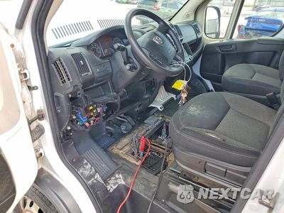 Zdjęcie 8 z 14 samochodu: 2016 RAM PROMASTER 1500 1500 HIGH VIN:3C6TRVBG2GE109790 - miniatura