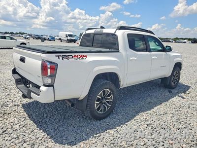 Trzecie zdjęcie samochodu z tyłu: 2021 TOYOTA TACOMA TRD SPORT VIN:3TMCZ5AN2MM386160 - miniatura
