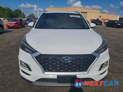 Piąte zdjęcie samochodu w środku: 2019 HYUNDAI TUCSON SPORT VIN:KM8J3CAL8KU837527 - miniatura