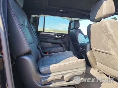 Zdjęcie 11 z 13 samochodu: 2023 CHEVROLET SUBURBAN K1500 RST VIN:1GNSKEKL9PR469110 - miniatura