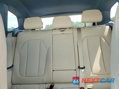 Zdjęcie 10 z 13 samochodu: 2019 BMW X3 XDRIVE30I VIN:5UXTR9C57KLP84093 - miniatura