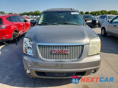 Piąte zdjęcie samochodu w środku: 2012 GMC YUKON XL C1500 SLE VIN:1GKS1HE05CR276577 - miniatura