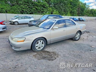 2000 LEXUS ES 300 JT8VK13T3N0048142 - główne zdjęcie licytacji z USA - miniatura