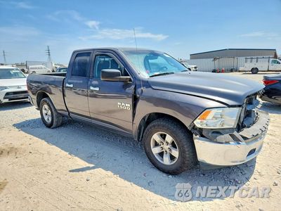 Czwarte zdjęcie samochodu z boku: 2016 RAM 1500 SLT VIN:1C6RR6GG6GS292617 - miniatura