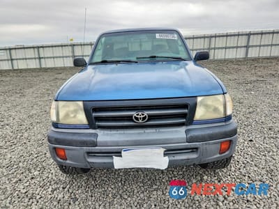 Piąte zdjęcie samochodu w środku: 1999 TOYOTA TACOMA BASE VIN:4TAWM72N7XZ521444 - miniatura