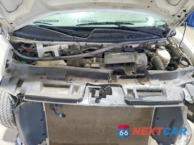 Zdjęcie 12 z 13 samochodu: 2019 CHEVROLET EXPRESS 2500 CARGO DELIVERY VAN VIN:1GCWGAF18K1370105 - miniatura
