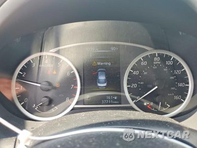 Zdjęcie 9 z 12 samochodu: 2018 NISSAN SENTRA SV VIN:3N1AB7AP8JL619939 - miniatura