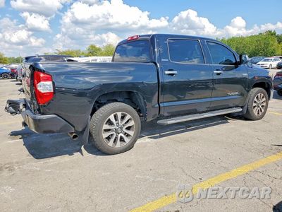 Trzecie zdjęcie samochodu z tyłu: 2018 TOYOTA TUNDRA CREWMAX LIMITED VIN:5TFHW5F18JX706253 - miniatura