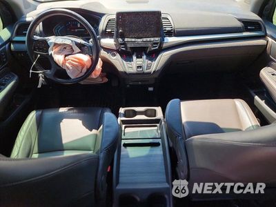 Zdjęcie 8 z 12 samochodu: 2018 HONDA ODYSSEY TOURING VIN:5FNRL6H8XJB069616 - miniatura
