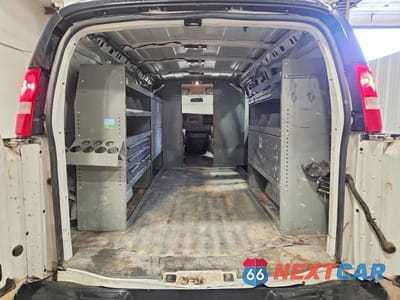 Zdjęcie 10 z 13 samochodu: 2019 CHEVROLET EXPRESS G2500 VIN:1GCWGAFP7K1240580 - miniatura