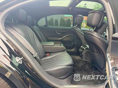 Zdjęcie 9 z 15 samochodu: 2022 MERCEDES-BENZ S 500 4MATIC VIN:W1K6G6DB2NA065959 - miniatura