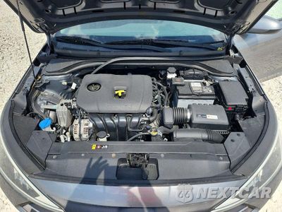Zdjęcie 11 z 12 samochodu: 2019 HYUNDAI ELANTRA SE VIN:5NPD74LF7KH477275 - miniatura