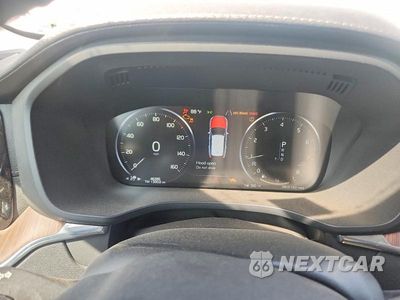 Zdjęcie 9 z 12 samochodu: 2020 VOLVO XC60 T5 INSCRIPTION VIN:YV4102RL6L1610039 - miniatura