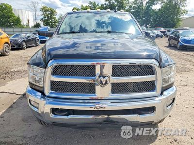 Piąte zdjęcie samochodu w środku: 2018 RAM 2500 SLT VIN:3C6UR5DL6JG314765 - miniatura