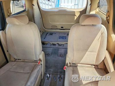 Zdjęcie 10 z 13 samochodu: 2016 KIA SEDONA LX VIN:KNDMB5C14G6088507 - miniatura