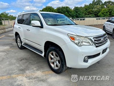 Czwarte zdjęcie samochodu z boku: 2013 LEXUS GX 460 VIN:JTJBM7FX8D5055487 - miniatura