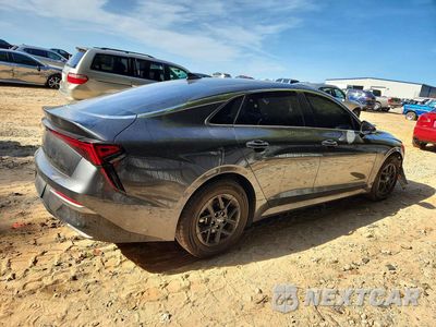 Trzecie zdjęcie samochodu z tyłu: 2025 KIA K5 LXS VIN:KNAG24J72S5365181 - miniatura