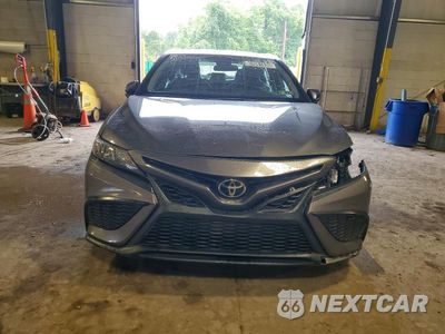 Piąte zdjęcie samochodu w środku: 2021 TOYOTA CAMRY SE VIN:4T1G11AK4MU527695 - miniatura