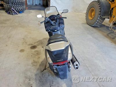 Zdjęcie 6 z 9 samochodu: 2013 HONDA FSC600 A VIN:JH2PF0147DK100239 - miniatura