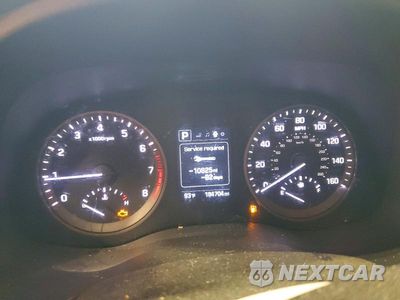 Zdjęcie 9 z 12 samochodu: 2018 HYUNDAI TUCSON SEL VIN:KM8J33A48JU664549 - miniatura