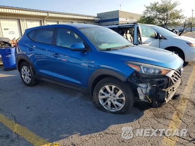Czwarte zdjęcie samochodu z boku: 2019 HYUNDAI TUCSON SE VIN:KM8J2CA40KU951386 - miniatura