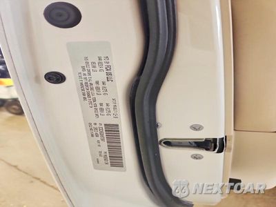 Zdjęcie 13 z 13 samochodu: 2019 CHRYSLER 300 LIMITED VIN:2C3CCAEG2KH573307 - miniatura
