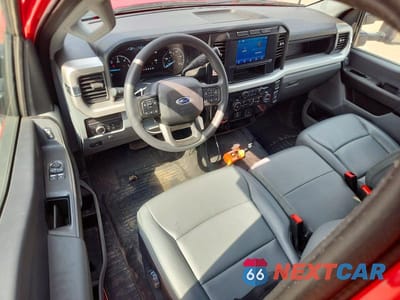 Zdjęcie 8 z 12 samochodu: 2024 FORD F550 SUPER DUTY DUMP TRUCK VIN:1FDUF5HN8RDA25596 - miniatura
