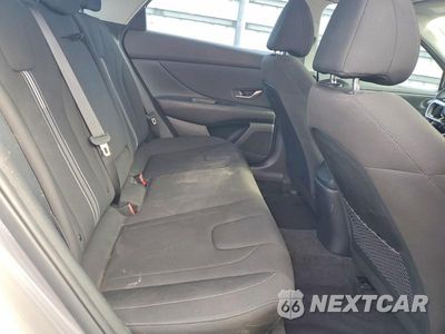 Zdjęcie 10 z 12 samochodu: 2022 HYUNDAI ELANTRA SEL VIN:KMHLN4AG8NU355933 - miniatura